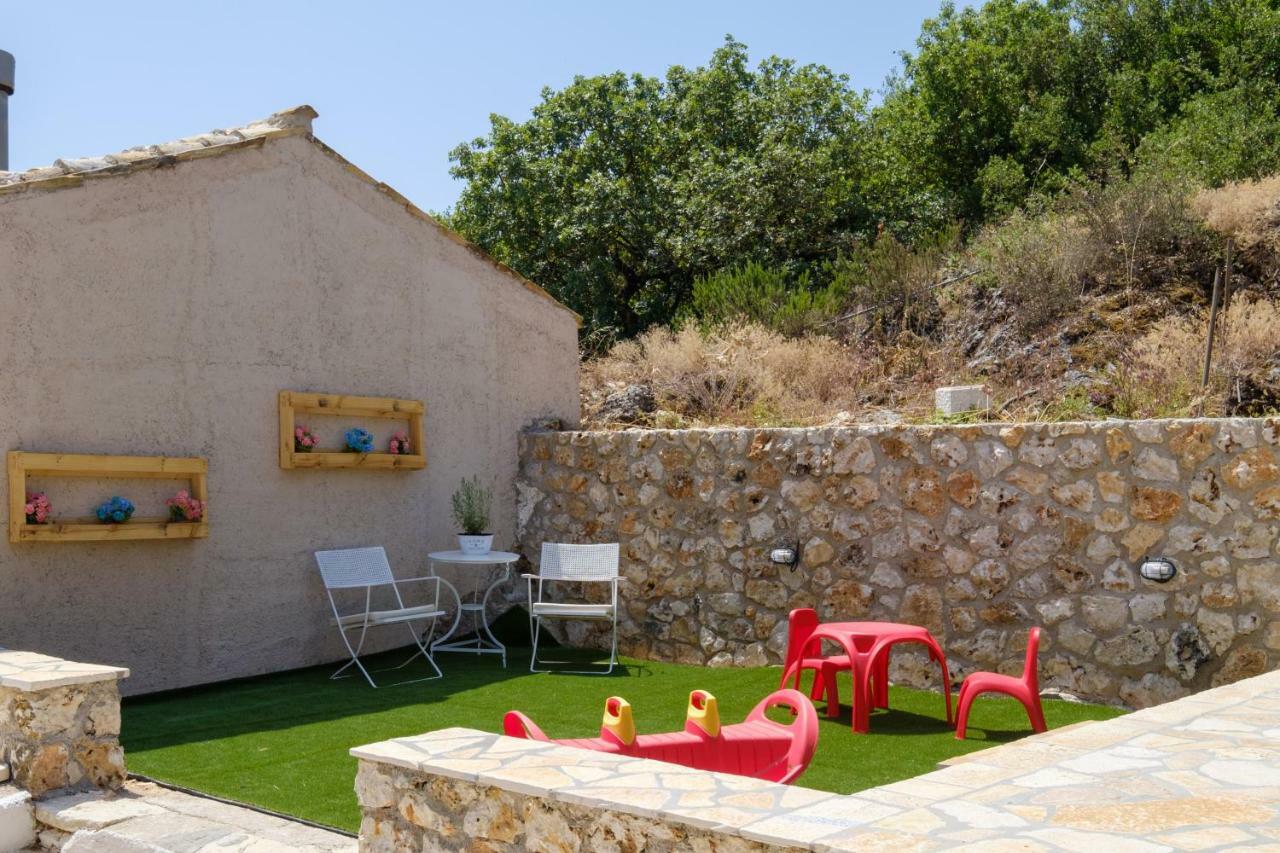 Koukoutsa House With Swimming Pool Corfu Sokraki * Sokrakion